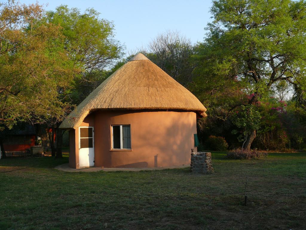 Amanzimlotzi Riverside Bush Camp Hoedspruit Rum bild
