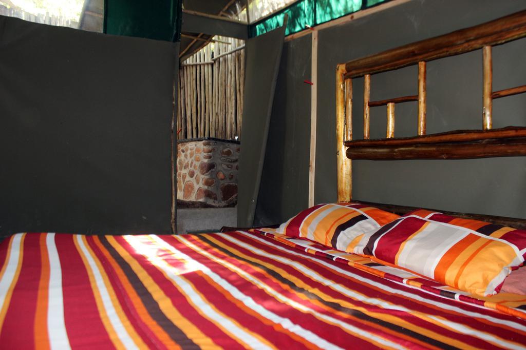 Amanzimlotzi Riverside Bush Camp Hoedspruit Exteriör bild