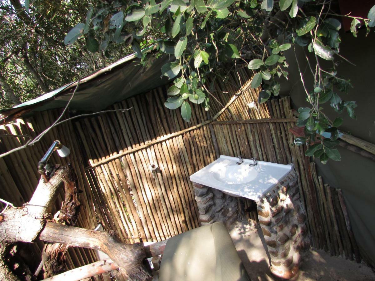 Amanzimlotzi Riverside Bush Camp Hoedspruit Exteriör bild