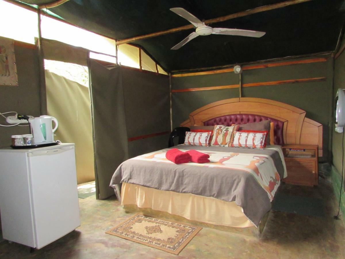 Amanzimlotzi Riverside Bush Camp Hoedspruit Exteriör bild