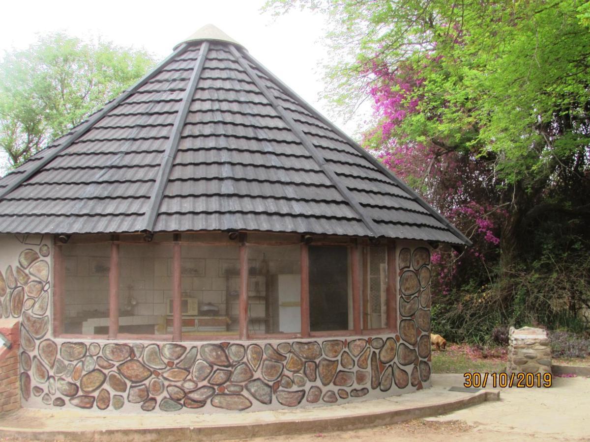 Amanzimlotzi Riverside Bush Camp Hoedspruit Exteriör bild